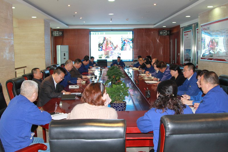 西北永新集团召开干部大会 传达学习全国两会精神 安排部署近期重点工作